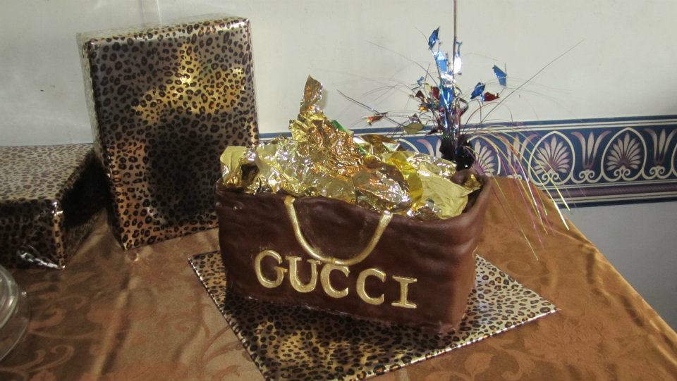 Gucci & Louis Vuitton Cakes w/ Mini Cupcakes!! | Cakes By Licia